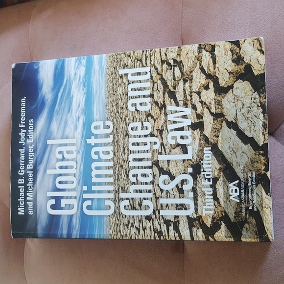 Global Climate Change and U.S. Law, Third Edition - Picture 1 of 3